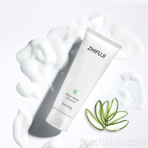 Nettoyant visage à l&#39;aloe vera pour femme